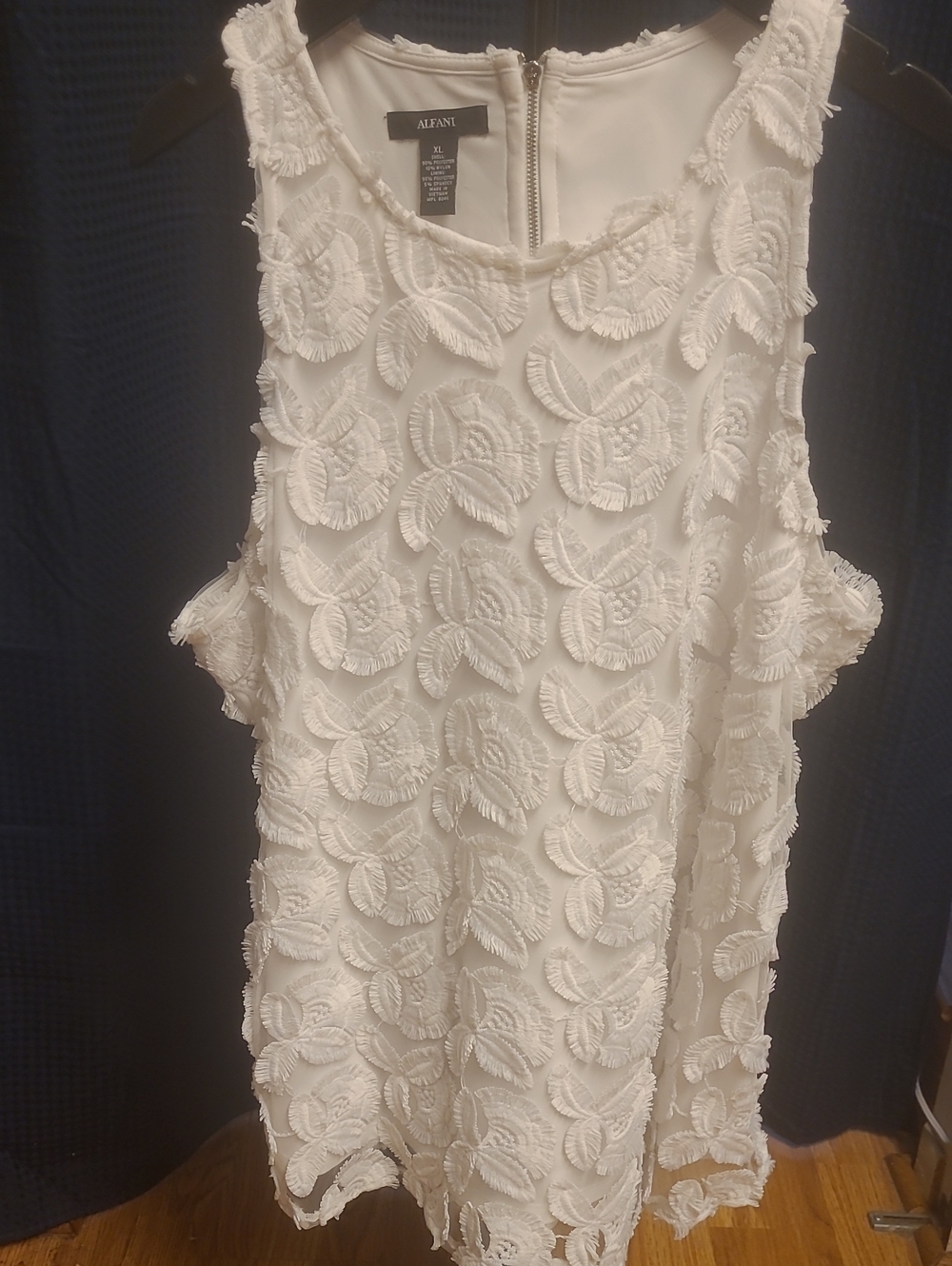 Alfani White Embroidered Sleeveless Top
